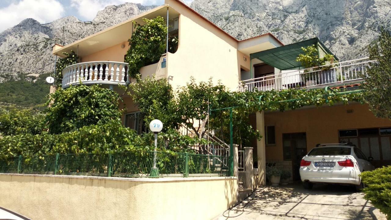 Ivo Veliko Brdo * Makarska